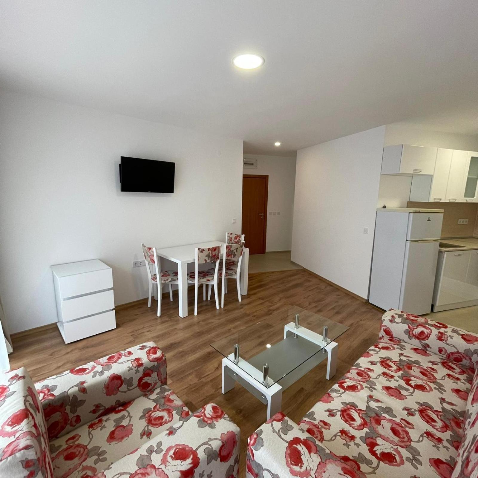 Privilege Fort Beach - Sea Viev Premium Apartments Elenite Extérieur photo